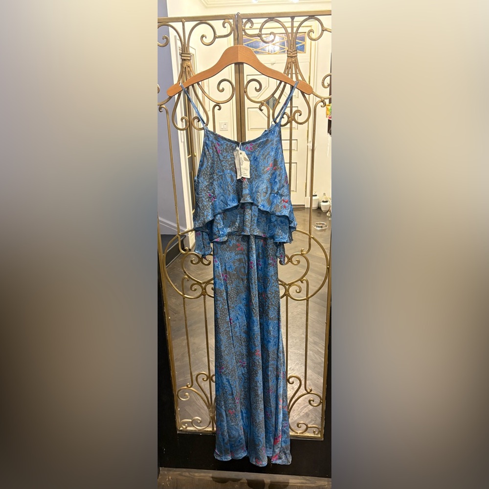 Paisley silk ruffle maxi perry walker nwt size 2 hippie soft vacation or concert